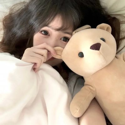 我们在黑夜中相拥